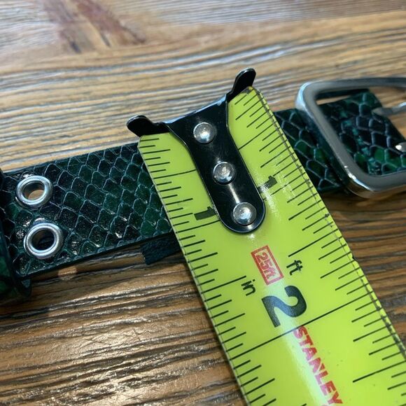 J. Crew Green Reptile Textured Accessory - Picture 6 of 10